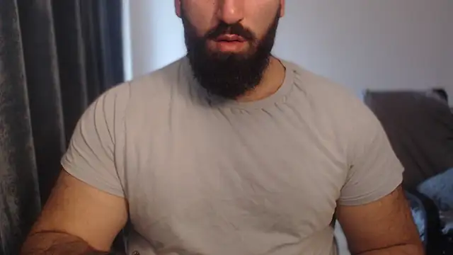 hugemachohandsome online show from October 6, 2025, 8:45 am