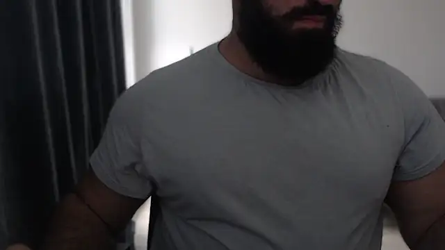 hugemachohandsome online show from October 23, 2025, 8:35 am