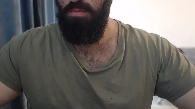 hugemachohandsome online show from October 31, 2025, 10:49 am