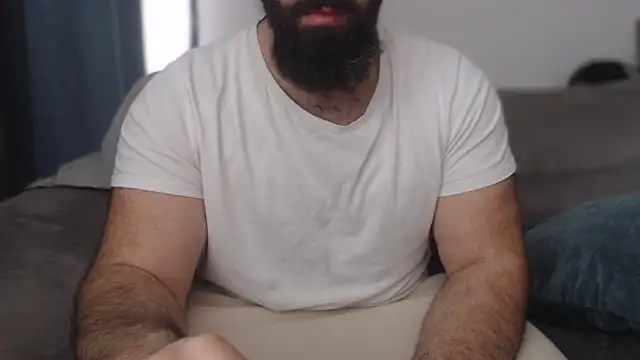 hugemachohandsome online show from February 8, 2026, 9:45 am