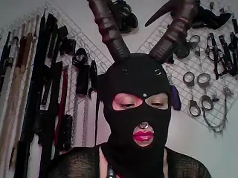 FeticheMacabre online show from December 31, 2024, 1:04 am