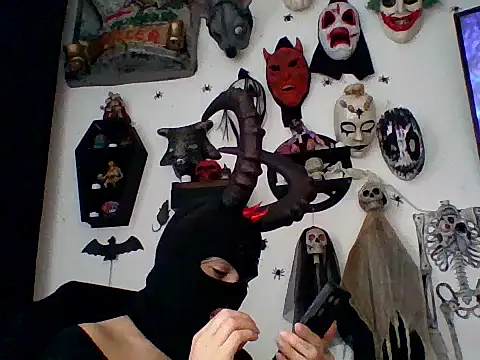 FeticheMacabre online show from December 19, 2025, 6:04 pm