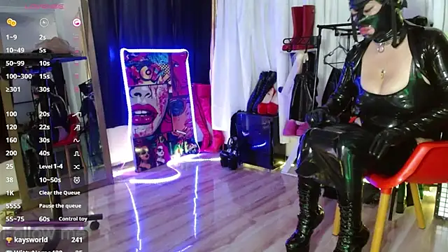 LatexDevil Blondie online show from February 13, 2025, 6:27 pm