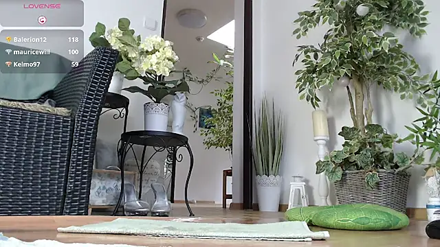 Squirtmania online show from March 14, 2025, 8:42 am