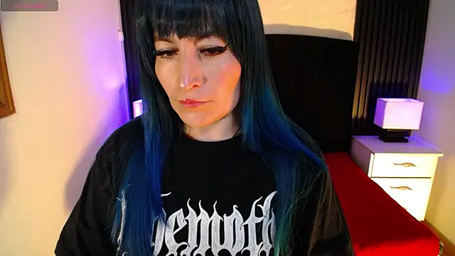 alicia moom online show from March 30, 2026, 7:48 pm