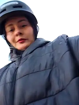 Snapshot of bellapaty chatting on December 7, 2024, 3:19 pm bellapaty online show from December 7, 2024, 3:19 pm