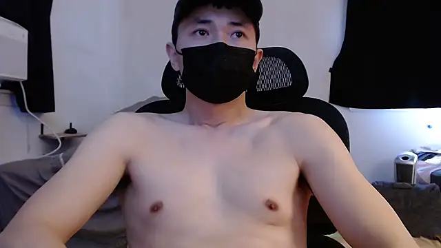 twbobo00715 online show from February 28, 2025, 6:31 pm