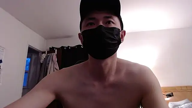 twbobo00715 online show from February 9, 2026, 10:36 pm