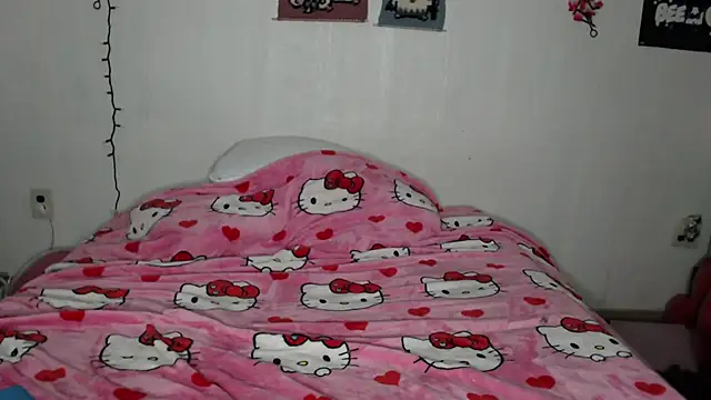 Cupcakecutie449 online show from February 26, 2026, 4:00 am