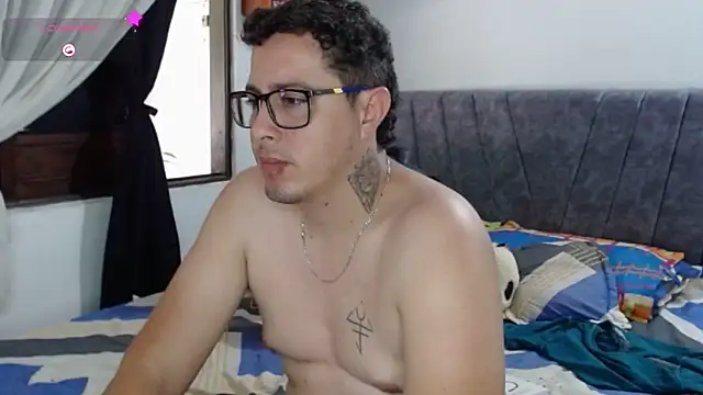 interracia1xx online show from September 24, 2025, 5:38 pm