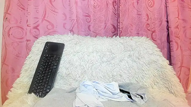 iisabella gonzalez online show from November 3, 2025, 5:52 am