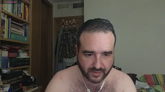 curiosillo83 online show from October 8, 2025, 2:31 am