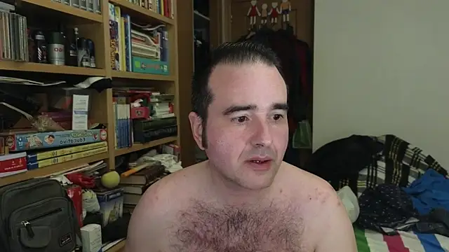 curiosillo83 online show from April 19, 2026, 10:45 pm