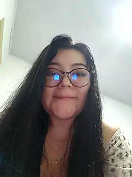 Sakura 0505 online show from January 8, 2026, 9:39 pm