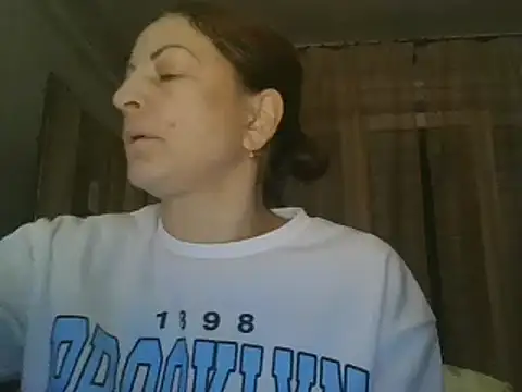 ShawnaAdams online show from February 28, 2025, 4:53 pm