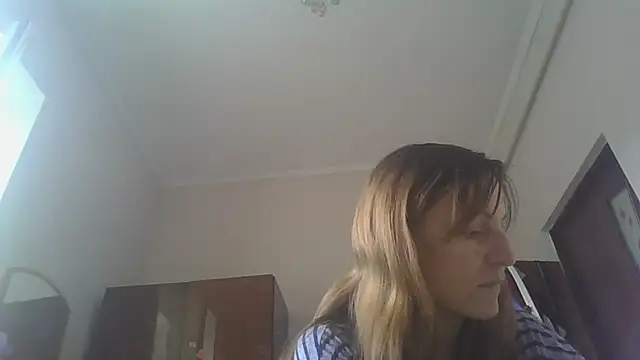 ShawnaAdams online show from September 10, 2025, 2:06 pm