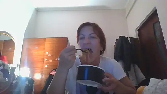 ShawnaAdams online show from October 3, 2025, 4:15 pm