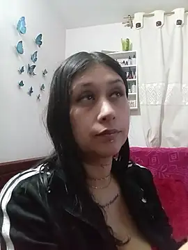 Giuliana90 online show from April 19, 2026, 3:17 am