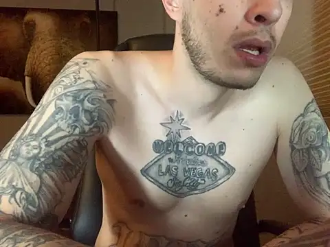 Snapshot of Bwcjoshbanks chatting on May 30, 2026, 8:39 pm Bwcjoshbanks online show from May 30, 2026, 8:39 pm