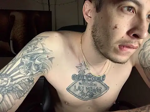 Snapshot of Bwcjoshbanks chatting on June 4, 2026, 6:47 pm Bwcjoshbanks online show from June 4, 2026, 6:47 pm