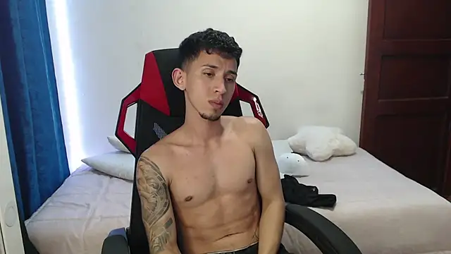 stevenSEX123 online show from March 1, 2025, 4:47 am