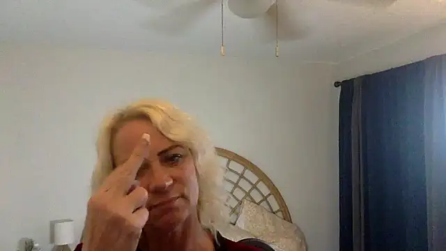 TiffaneyLove online show from March 16, 2025, 9:58 pm