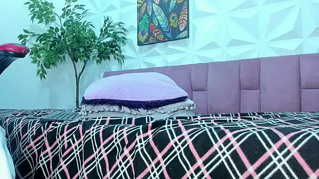 Hellen Sky online show from March 1, 2025, 1:11 am