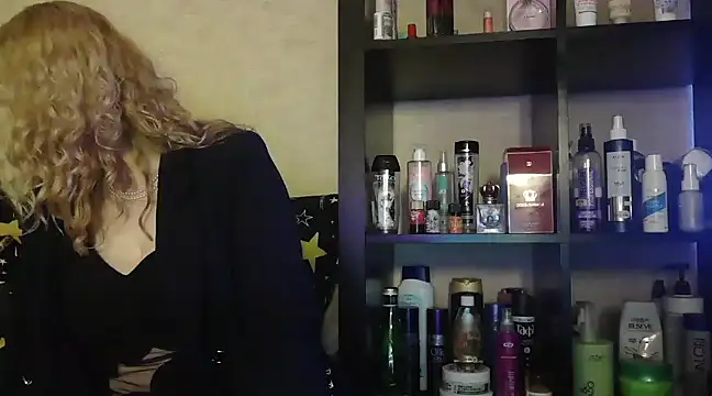 Natasha Nannette online show from March 4, 2025, 3:15 pm