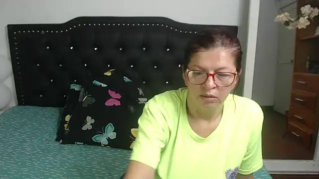 jellyfishhot online show from February 18, 2025, 11:41 pm