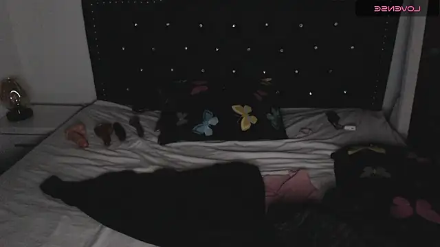 jellyfishhot online show from March 23, 2025, 8:15 am