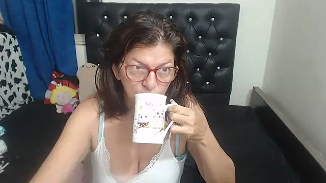 Snapshot of jellyfishhot chatting on May 23, 2026, 9:24 am jellyfishhot online show from May 23, 2026, 9:24 am