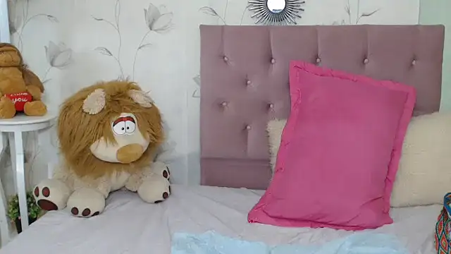 mature martina online show from February 12, 2025, 12:48 am