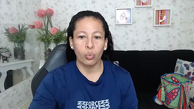 mature martina online show from March 17, 2025, 12:04 pm