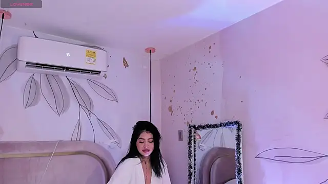 JESYSOZ23  online show from January 6, 2025, 3:42 am