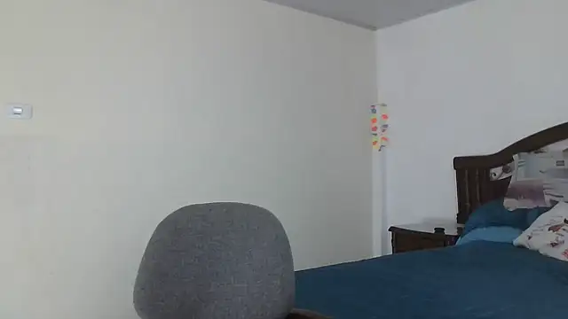 Snapshot of ruby-milf1 chatting on December 13, 2024, 8:47 pm ruby-milf1 online show from December 13, 2024, 8:47 pm