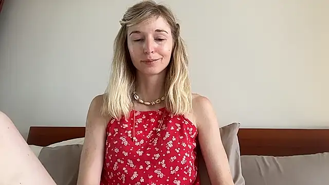 ivankai  online show from December 20, 2025, 3:02 am