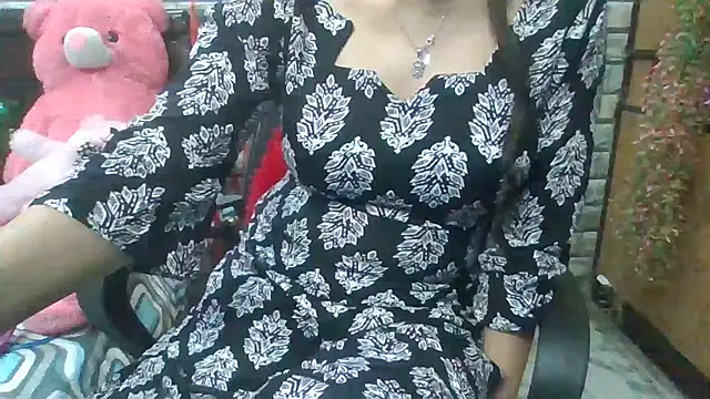 Sexy iknoor online show from March 17, 2025, 10:49 am