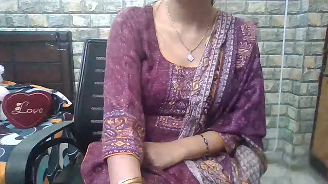 Sexy iknoor online show from November 13, 2025, 4:33 am