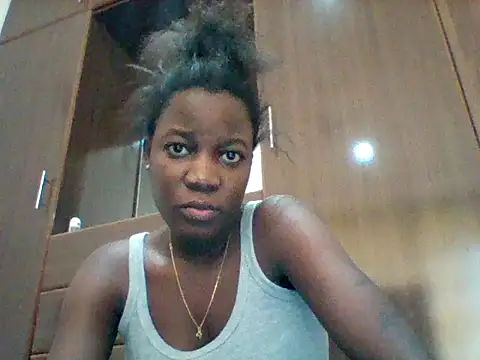 Alessandrajenna online show from April 19, 2026, 8:57 am