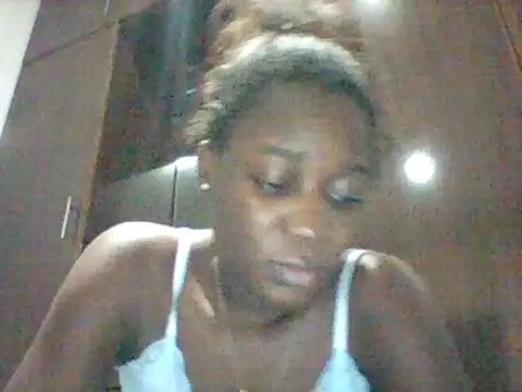 Alessandrajenna online show from April 22, 2026, 10:28 am