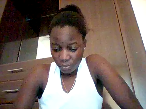 Alessandrajenna online show from April 23, 2026, 12:29 pm