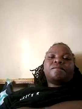 pretty-donna online show from November 23, 2025, 10:26 am