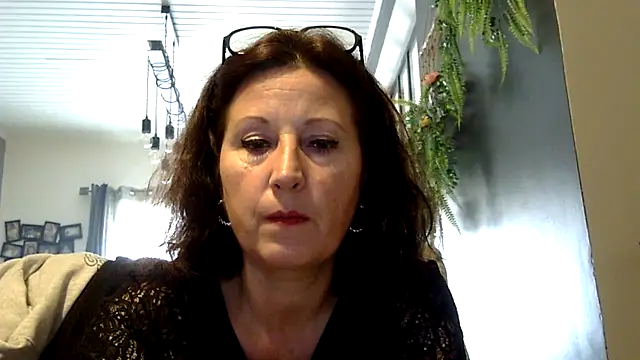 feline27 online show from November 14, 2025, 11:20 am