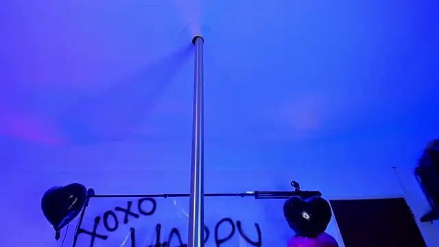 BonnieBad01 online show from February 19, 2025, 6:10 pm