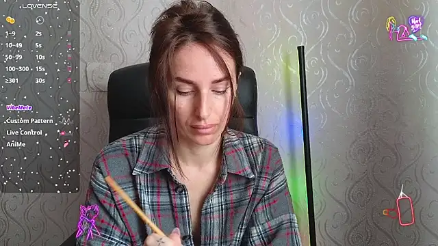 xx adrihanna xx online show from June 5, 2026, 5:14 am