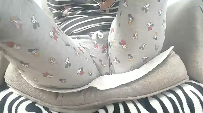 Web Lady online show from February 10, 2025, 7:26 am