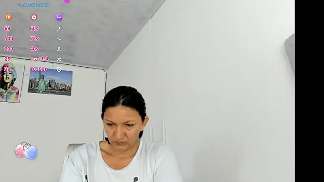 Angelblue  online show from January 26, 2025, 1:47 pm