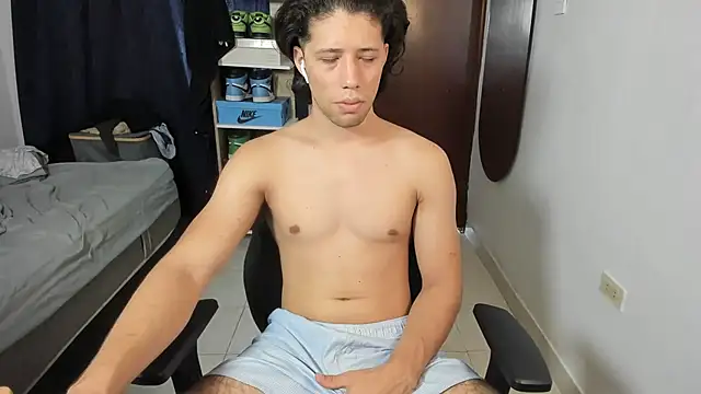 imtonny19 online show from February 13, 2026, 5:42 pm