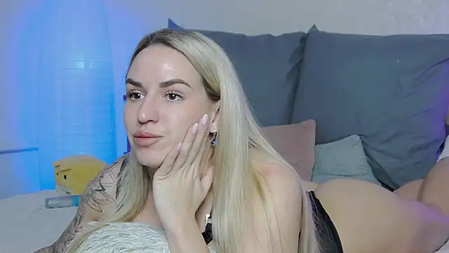 SofiJames online show from January 19, 2025, 6:09 am