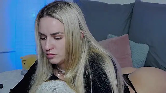 SofiJames online show from January 28, 2025, 6:16 am